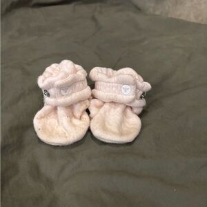 Burt's Bees organic cotton Soft Pink Baby Booties